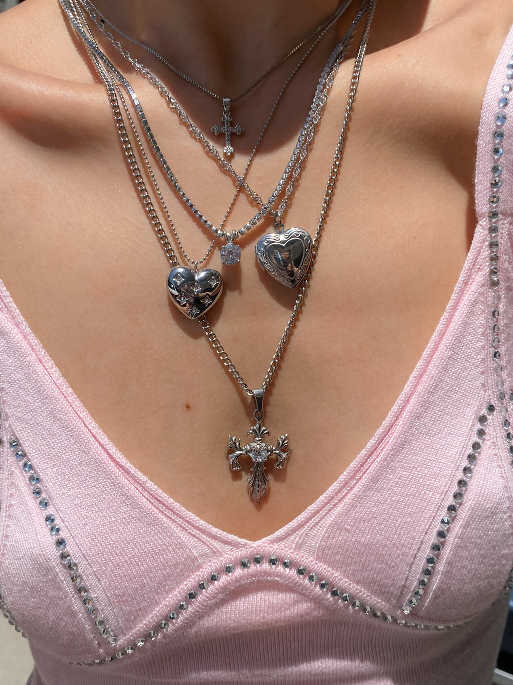 Heart Throb Y Necklace