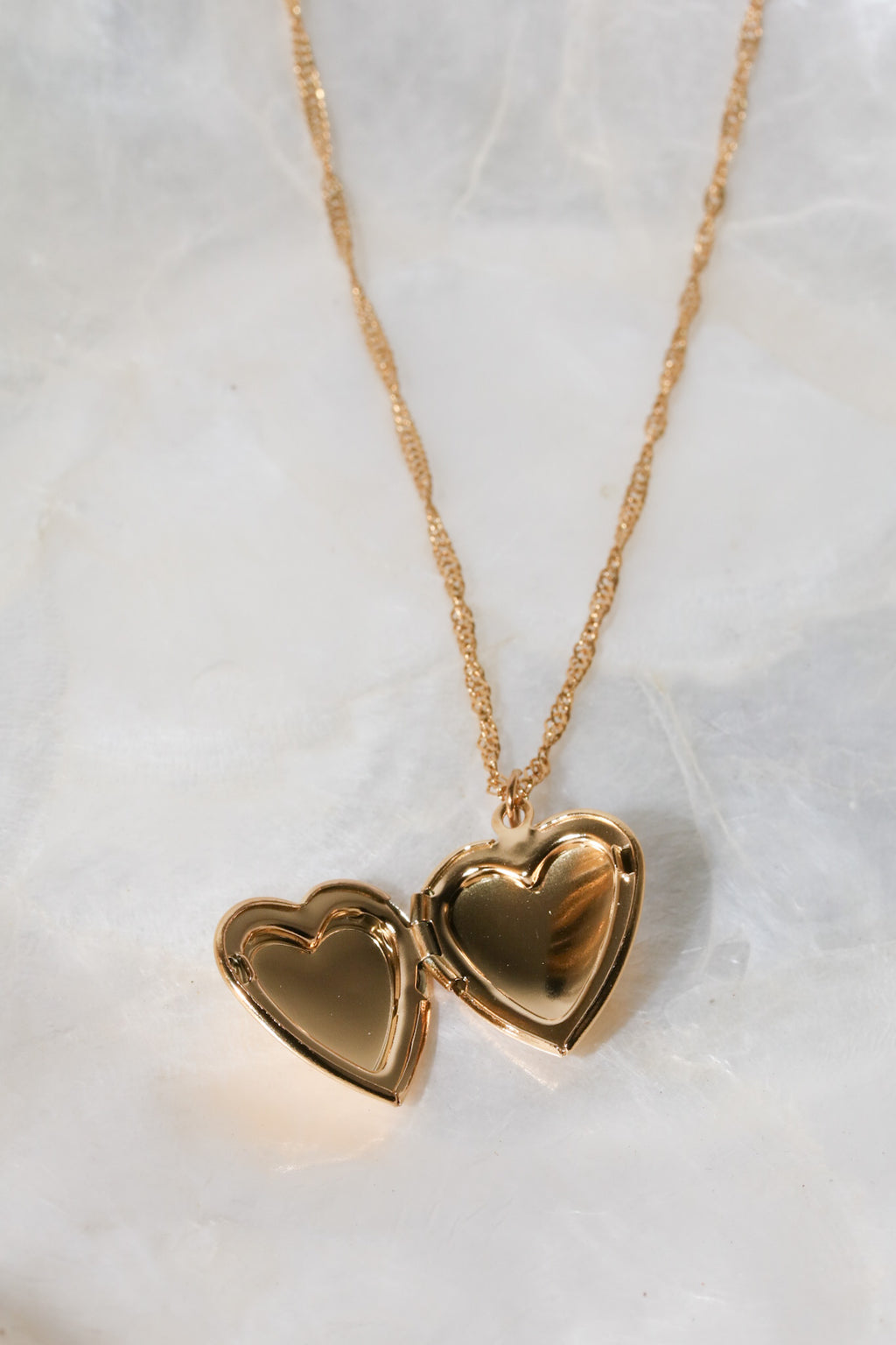 Silver Heart Locket Necklace – Love Stylize